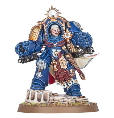 Marneus Calgar in Armour of Antilochus - Ultramarines Warhammer 40k